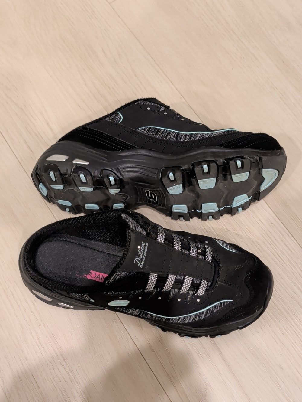 Skechers Women’s Black Sneakers with Light Blue Accents